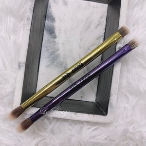 LOT 2 Urban decay vice eyeshadow double side brush